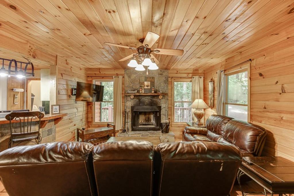 Cabin With Jacuzzi & Hydrotherapy Spanear Helen Cleveland Exterior photo